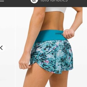 Lululemon Speed Up Short mid rise lined 4”